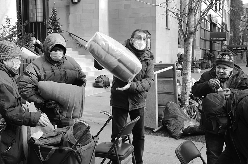 St Luke's Soup Kitchen : Feeding the Needy : Homeless : Street Life : New York : Personal Photo Projects :  Richard Moore Photography : Photographer : 